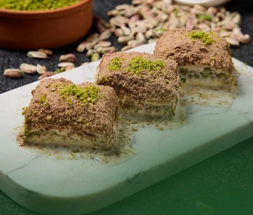 GÜLNARE Baklava