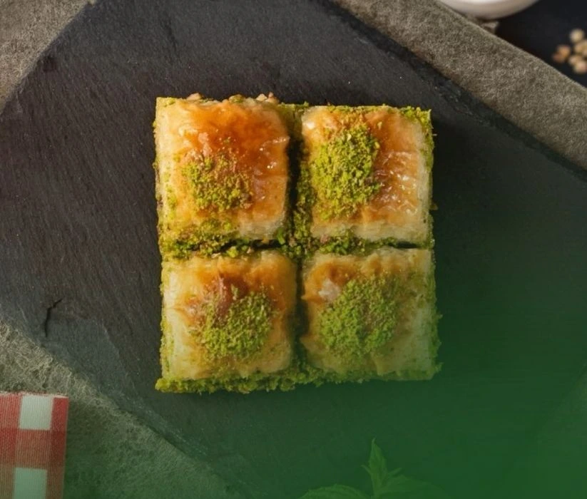 GÜLNARE Baklava